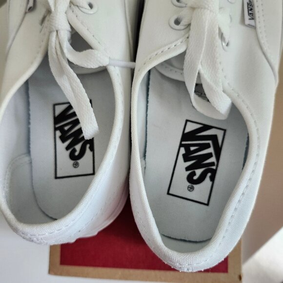 Vans Authentic | Size 6 | True White | Canvas - Picture 2 of 8